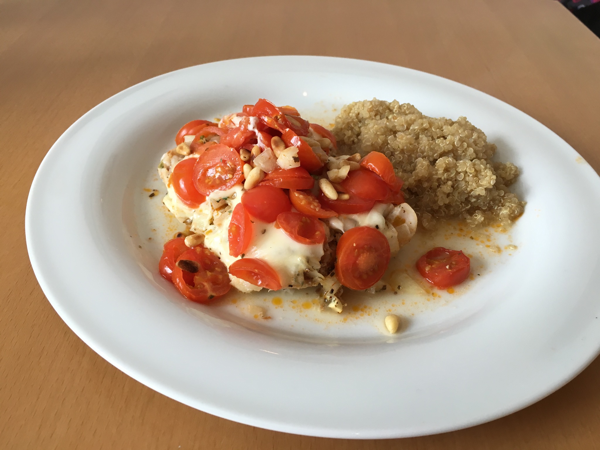 Gebackenes Seelachsfilet mit Tomaten - Foodsurvival